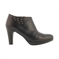 compra online botines piel tachas look rockero