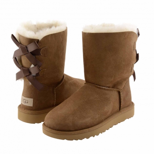 Ugg sales negras lazos